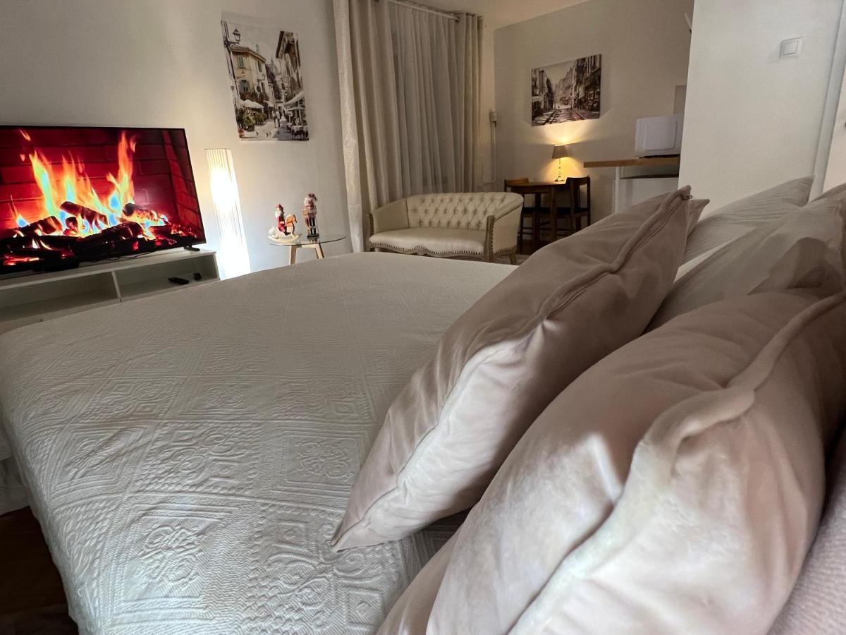 Louis & Elza Old Town Romantic Apartments Breslavia Exterior foto