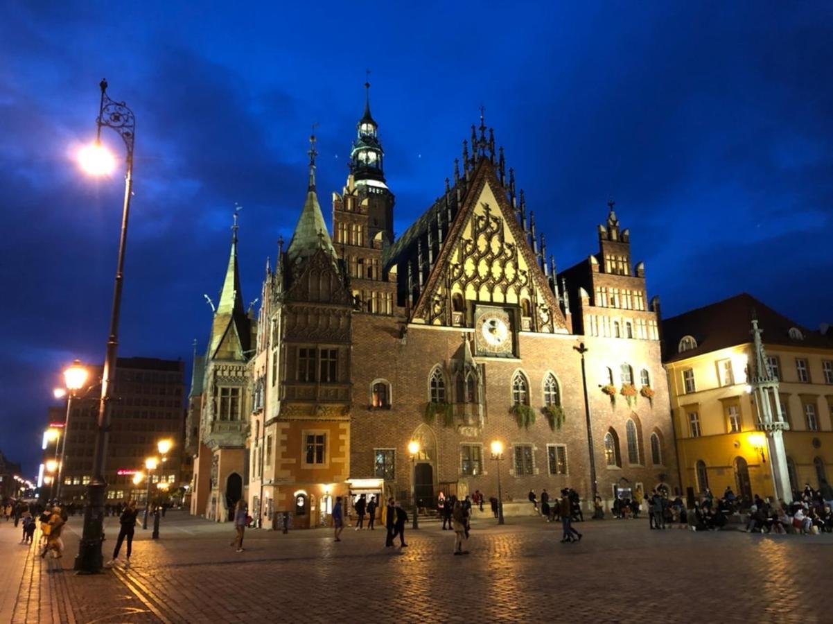 Louis & Elza Old Town Romantic Apartments Breslavia Exterior foto